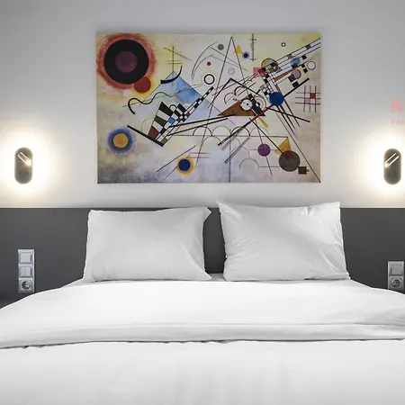 Venture, Nilie Hospitality Mgmt Apartment *