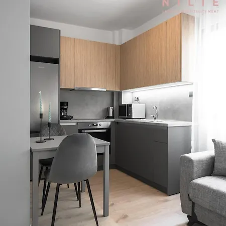 Venture, Nilie Hospitality Mgmt Салоники