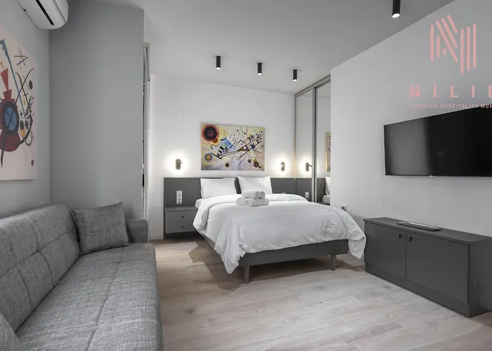 Venture, Nilie Hospitality Mgmt Apartman