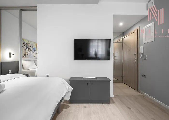 Venture, Nilie Hospitality Mgmt Apartman